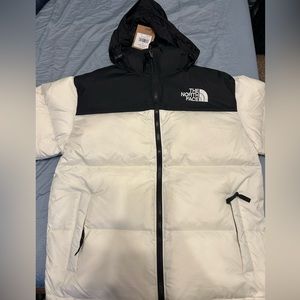 The North Face 1996 Retro Nuptse 700 Down Puffer Jacket White/Black Men’s Small